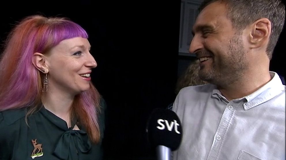 Komikern och artisten Josefin Johansson och radioprofilen Johar Bendjelloul.