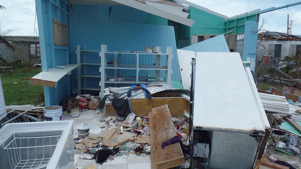 Ett hus och ruiner i staden Cadrington på Barbuda efter stormen.