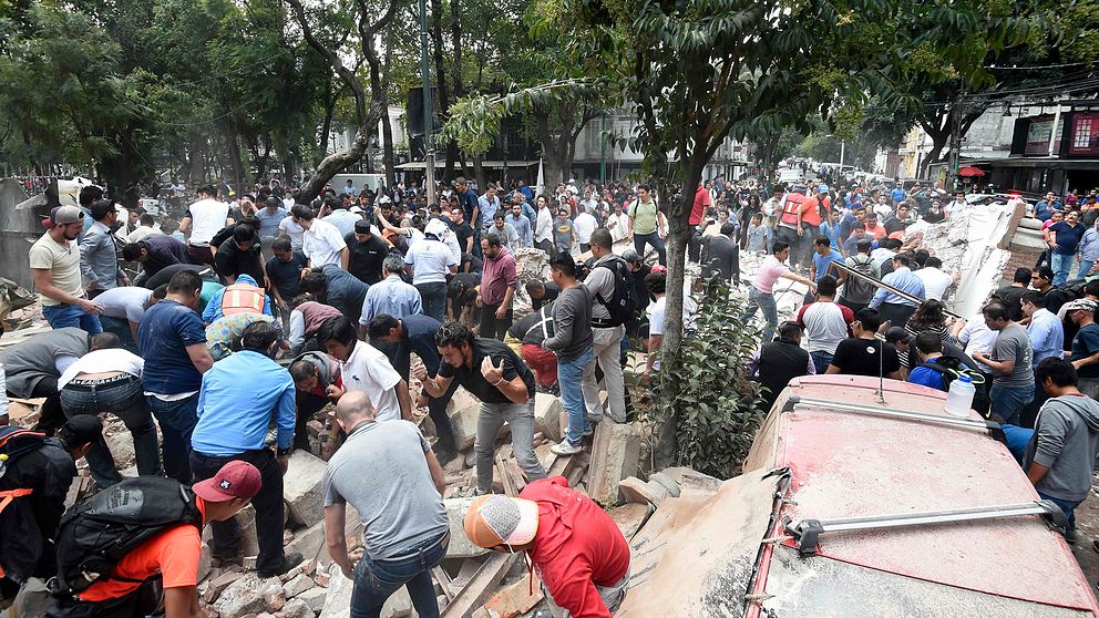 En byggnad har rasat samman i Mexico City.