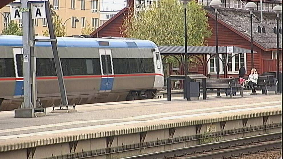 Trafikverkets nya tågtidtabeller kritiseras.