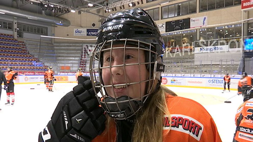 Hanna Törnqvist har spelat hockey i tre år.