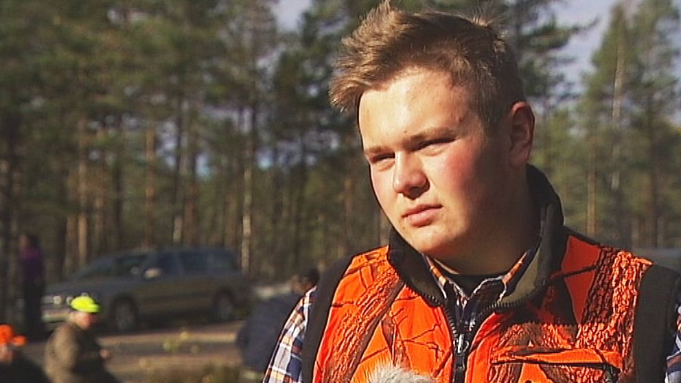 Emil Johansson gör sin första älgjakt på egen hand