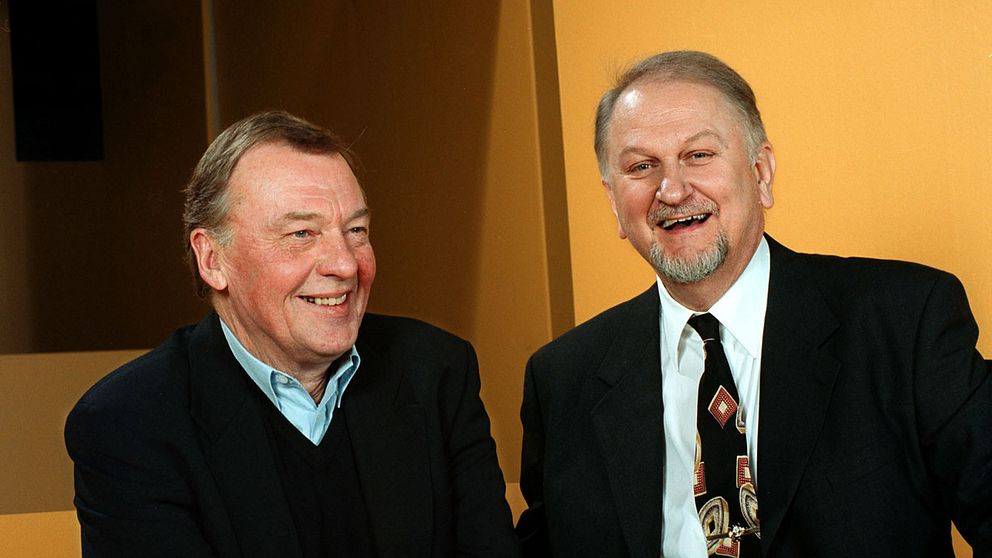 Lördags-TEVEN sändes i SVT2 1999. Bo Holmström och Siewert Öholm.