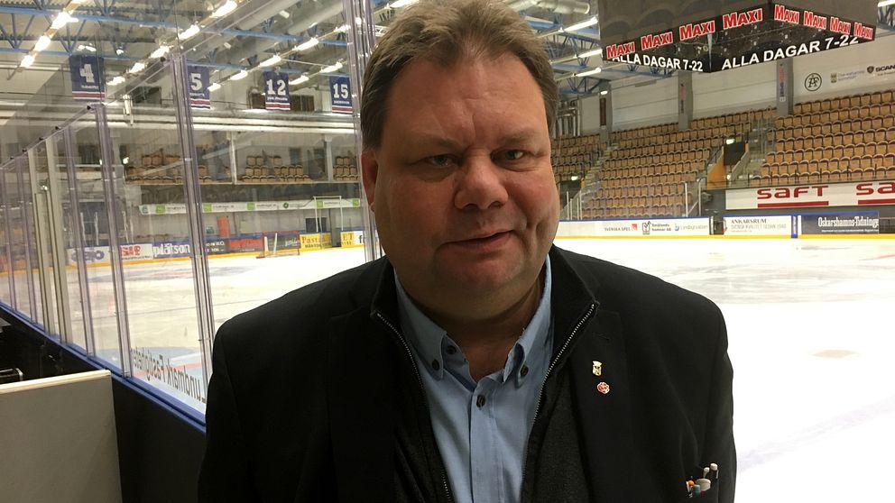 ”Jag känner ett oerhört sug att gå vidare politiskt” säger Oskarshamns avgående kommunalråd Peter Wretlund – som nu kommer att kandidera till landstinget.