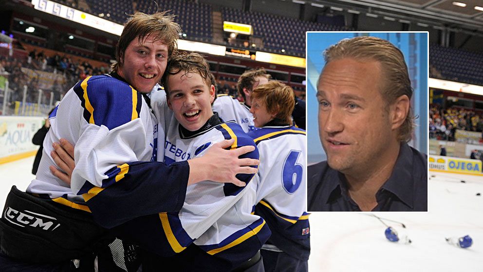 Chris Härenstam gör sitt tionde TV-pucken. Här firar Västerbotten segern i 2011 års turnering.