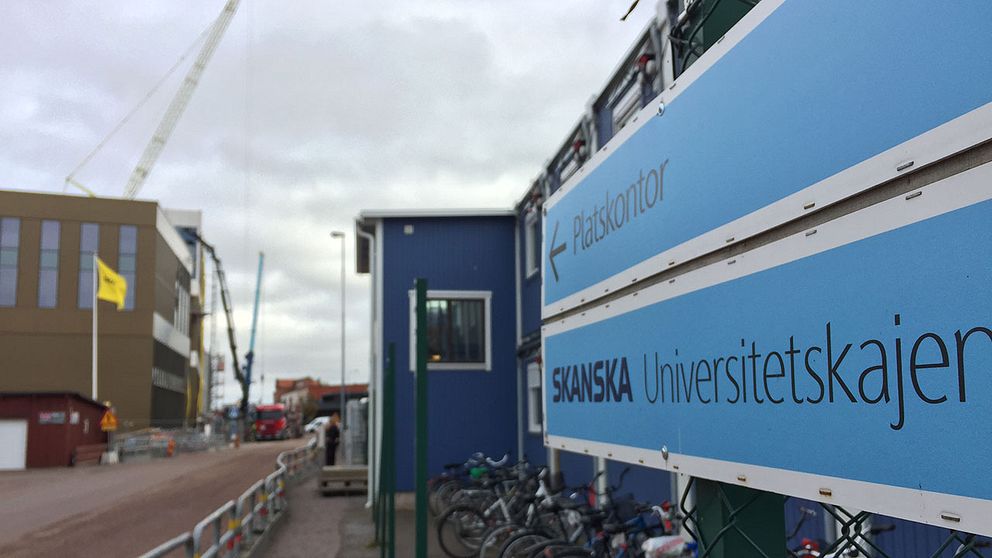 Omkring 150 personer jobbar i det aktuella byggprojekt där de sexuella trakasserierna har förekommit. Samtliga ska nu utbildas.