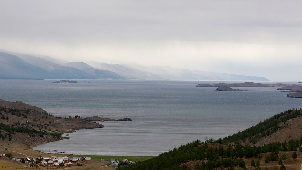 Bajkalsjön i Sibirien är världens största sötvattensjö.
