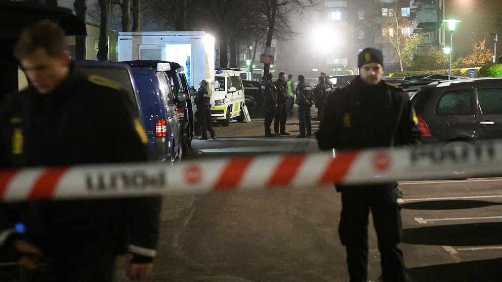 Ytterligare en person har skjutits i Köpenhamn. Och ännu en gång, liksom vid tidigare skjutningar, är Mjølnerparken i stadsdelen Nørrebro brottsplatsen.
