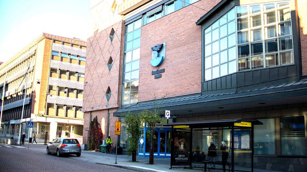 Örnsköldsviks kommunhus exteriör.