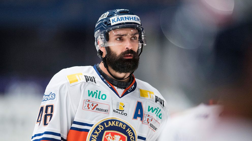 Rahimi avstängd för knätacklingen | SVT Nyheter