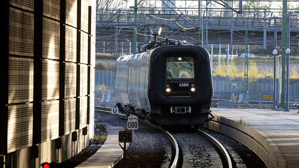 Tågförseningar i stora delar av Skåne väntas under hela torsdagen.