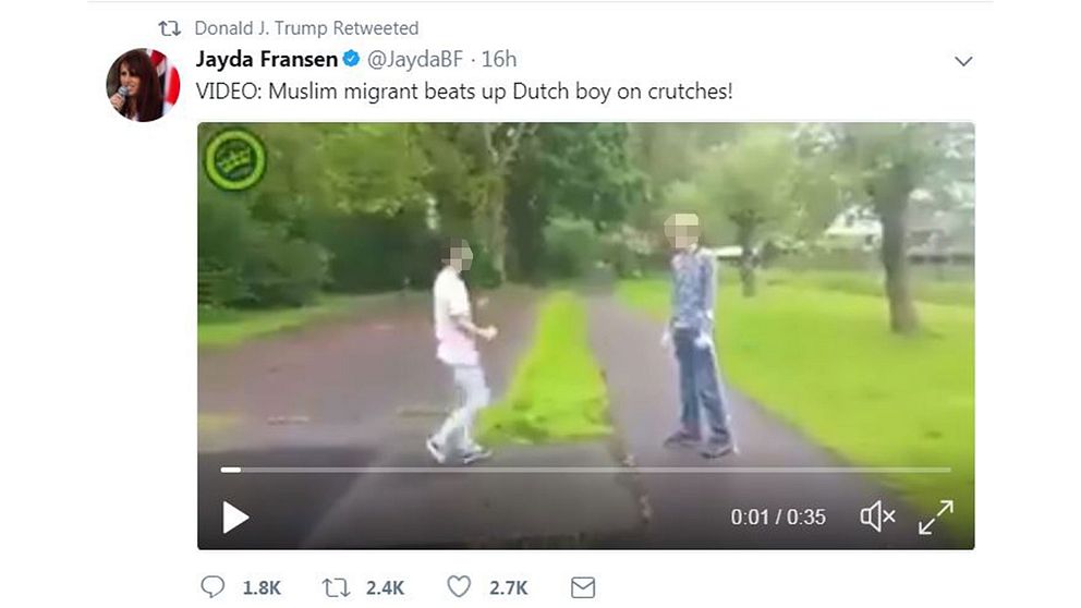En av de filmer från högerextremisten Jayda Fransen som delades på Donald Trumps twitterkonto. Filmen visar vad som påstås vara en muslimsk pojke som slår ner en nederländsk pojke på kryckor.