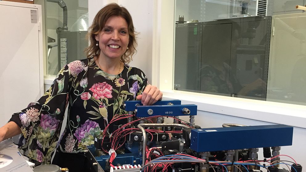 Helena Berglund är doktor i fysikalisk kemi och verksamhetschef vid Uppsalaföretaget där man tillverkar instrument som kan avslöja kärnvapenprovsprängningar.