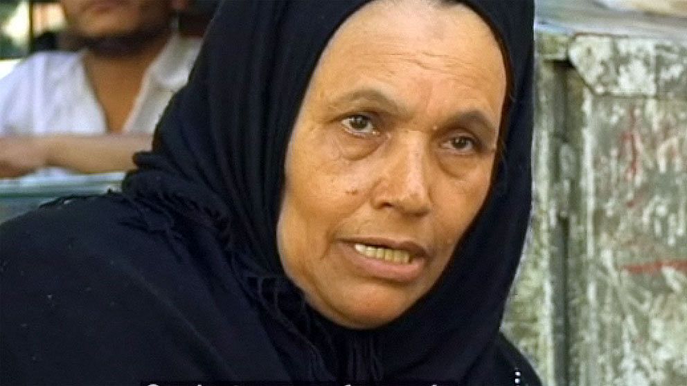 ”Armén försvarade oss”. Egyptiska försäljaren Umm Esem ville ha kvar militären vid makten, tills läget stabiliserats. Foto: SVT