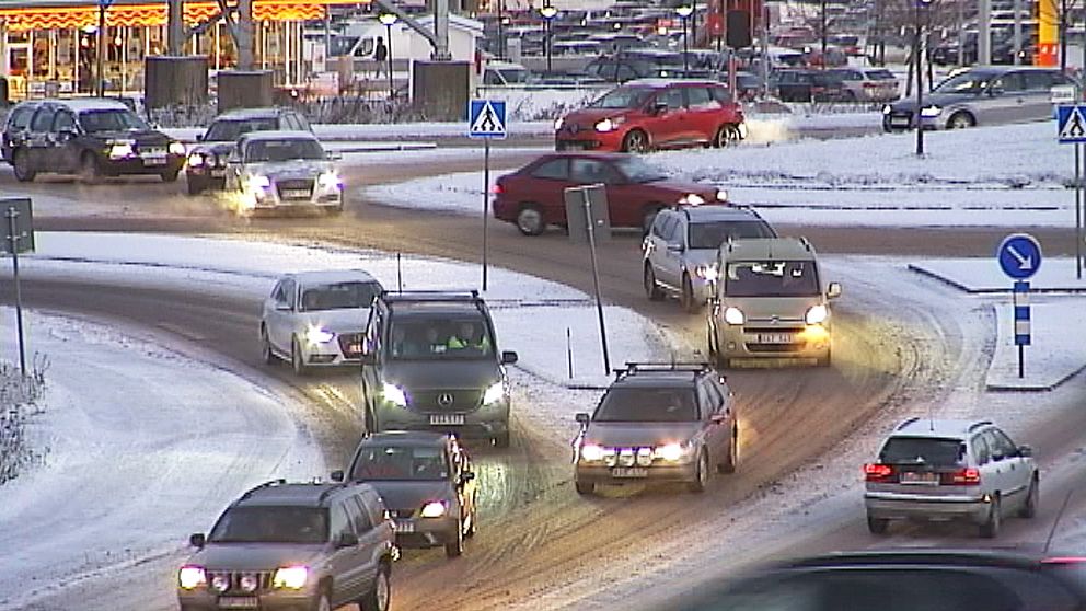 Trafiken kring våra större köpcentrum kan också orsaka problem i julruschen