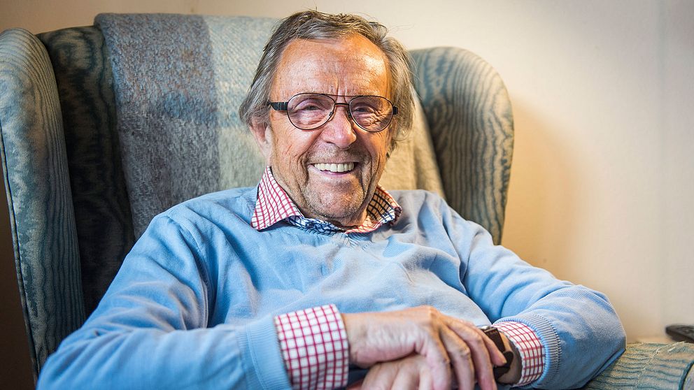 Arne Weise tänder ljus på julafton för 31:a gången i ordningen, denna gång i TV3.