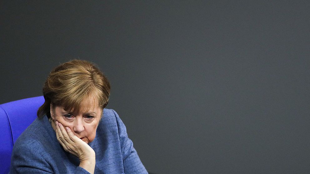 För Angela Merkel gäller det att få ihop en stabil koalitionsregering med socialdemokraterna.