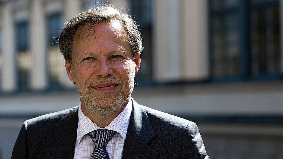 En av Sveriges högsta domare, justitierådet Mats Melin, anser att den polska regeringen urholkar rättsstaten.
