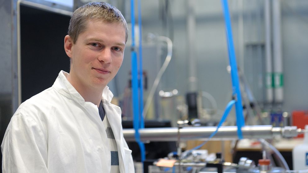Jakob Löndahl forskar på hur virus trivs och överlever i olika klimat
