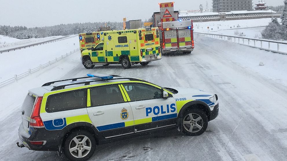 På kort tid inträffade två trafikolyckor på E4 norrgående vid Dragon gate söder om Gävle.