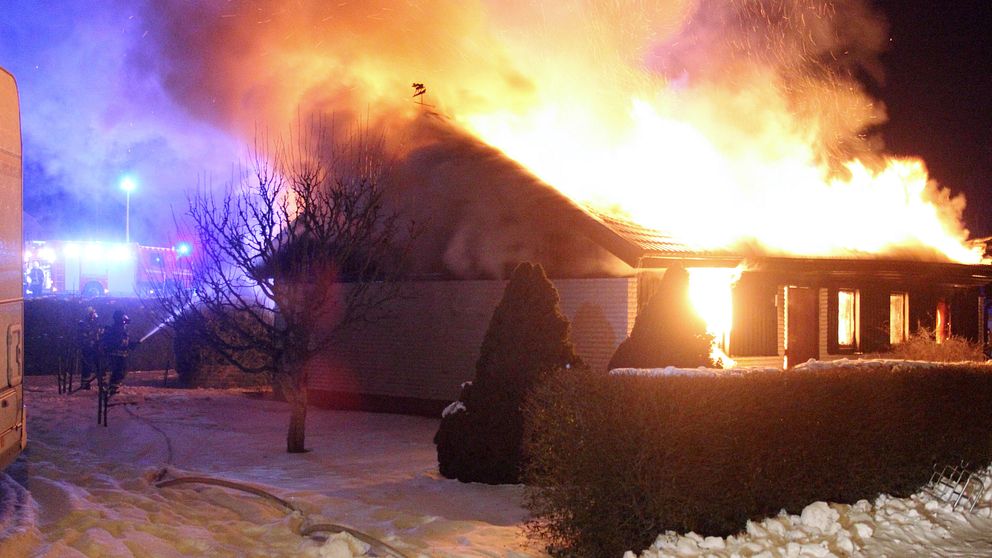 Villa i Gullspång totalförstördes i brand.