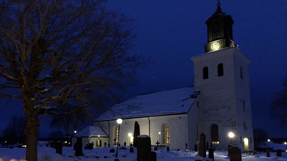 kyrka i mörker