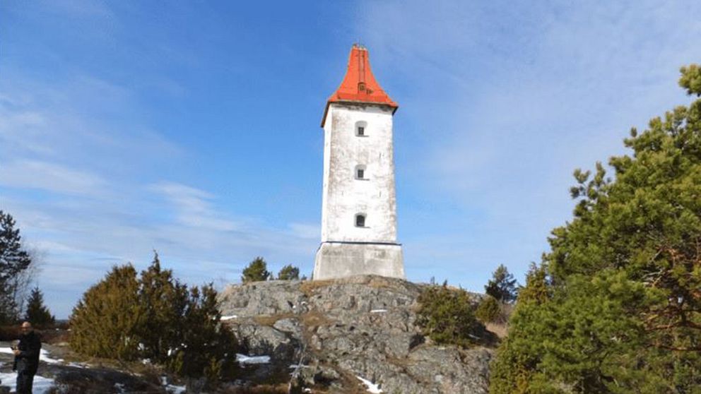 Spårö båk byggdes av ryska krigsfångar på 1700-talet och har blivit en välkänd symbol för Västervik och Tjust skärgård.