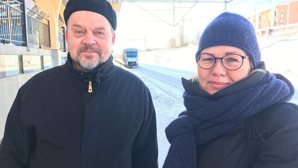 Kramfors kommunalråd Jan Sahlén och Camilla Fahlander, myndighetschef på Kollektivtrafikmyndigheten.