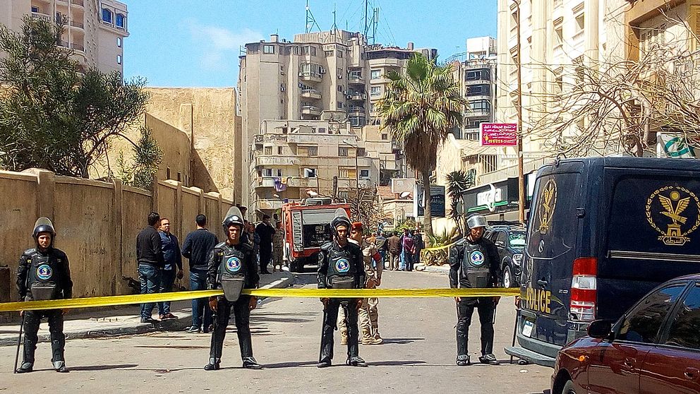Explosionen inträffade i närheten av hotellet Tolip i området Stanley. Polisen spärrade av området.