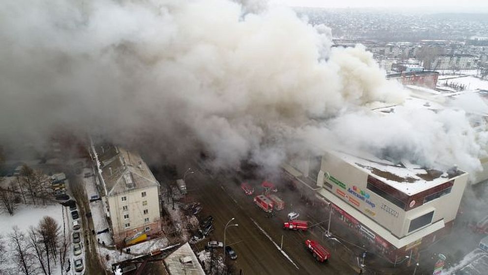 Minst 48 döda i brand i Ryssland