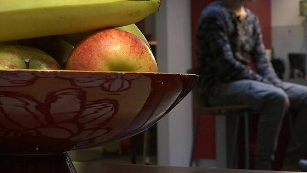 Utlandsfödda tappar rätt till boende och ekonomiskt stöd när de är utvisade
