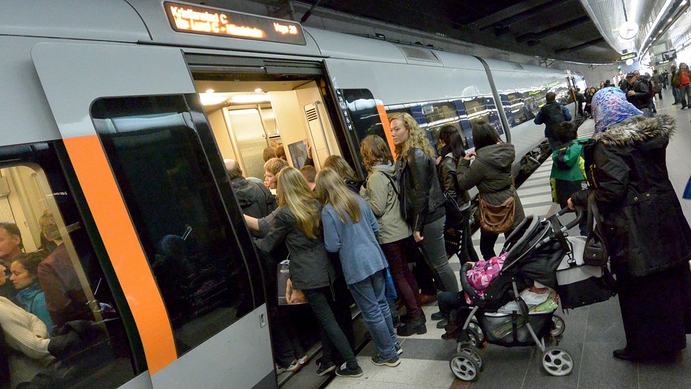 Resande på Öresundståg.