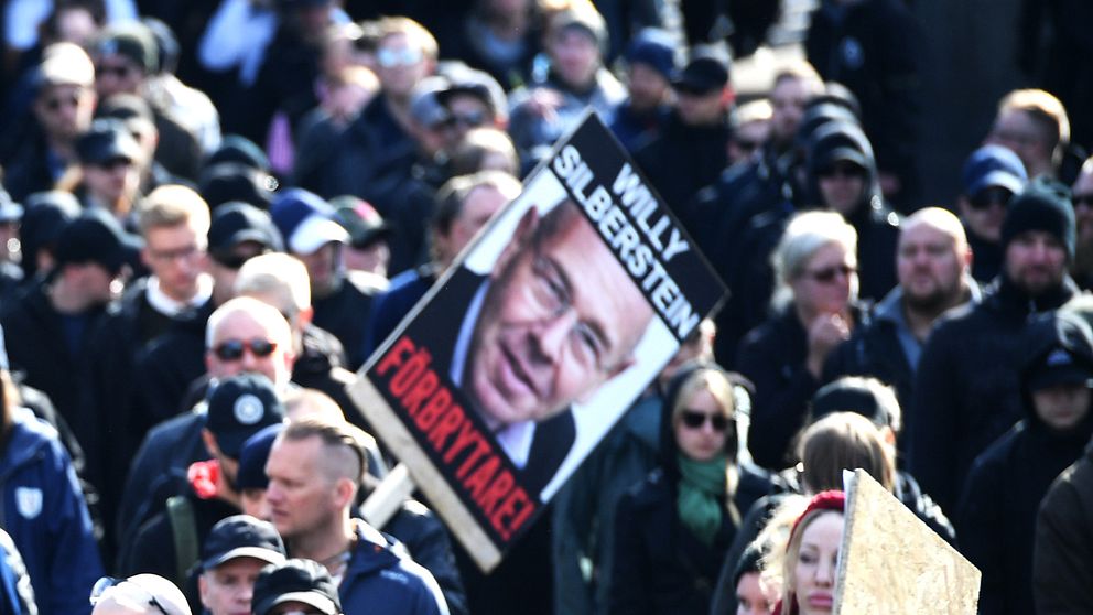 Bild på plakat från NMR:s demonstration i Göteborg