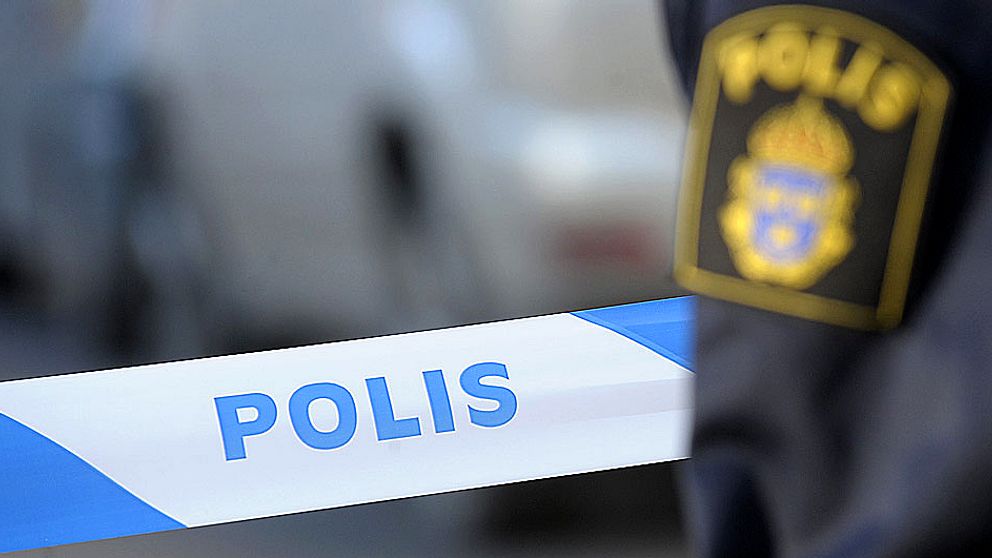 Avspärrningsband, polisskjorta.