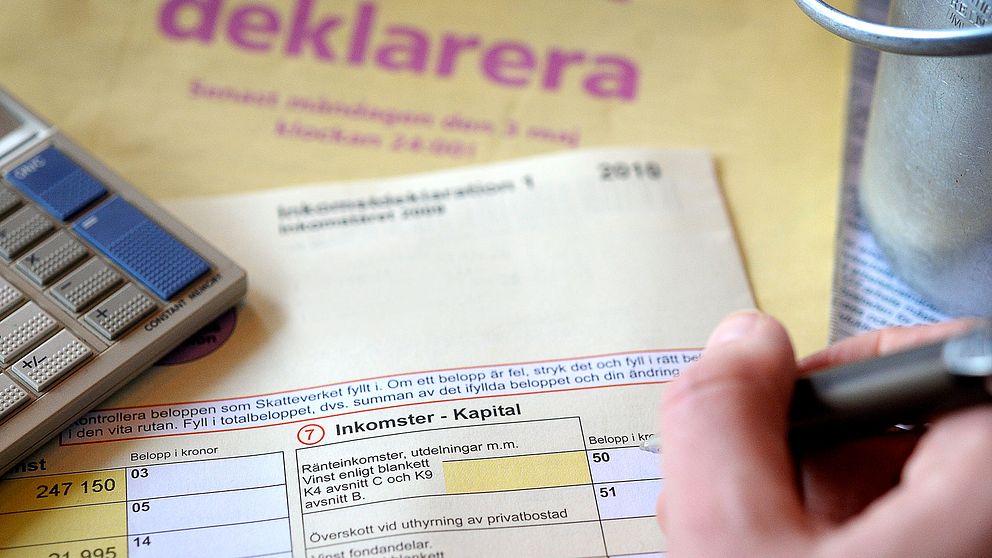 Skatteverket förlänger tiden det går att deklarera via papper.