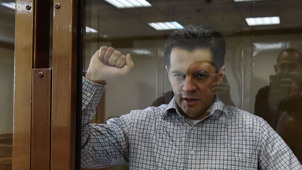 Ryssland har dömt den ukrainska journalisten Roman Susjtjenko till 12 års fängelse för spionage.