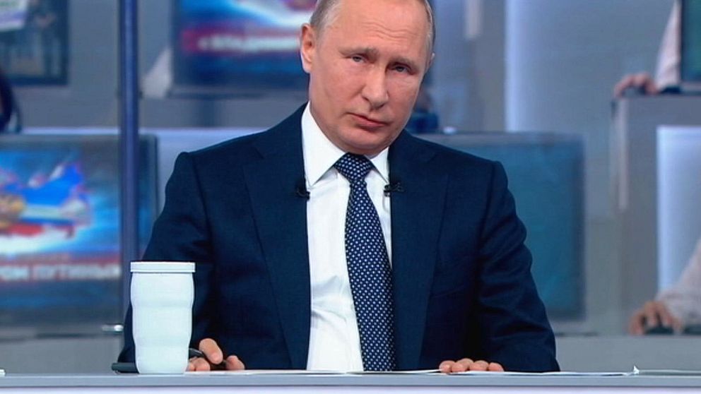 Rysslands president Vladimir Putin under den årliga TV-sända frågestunden.
