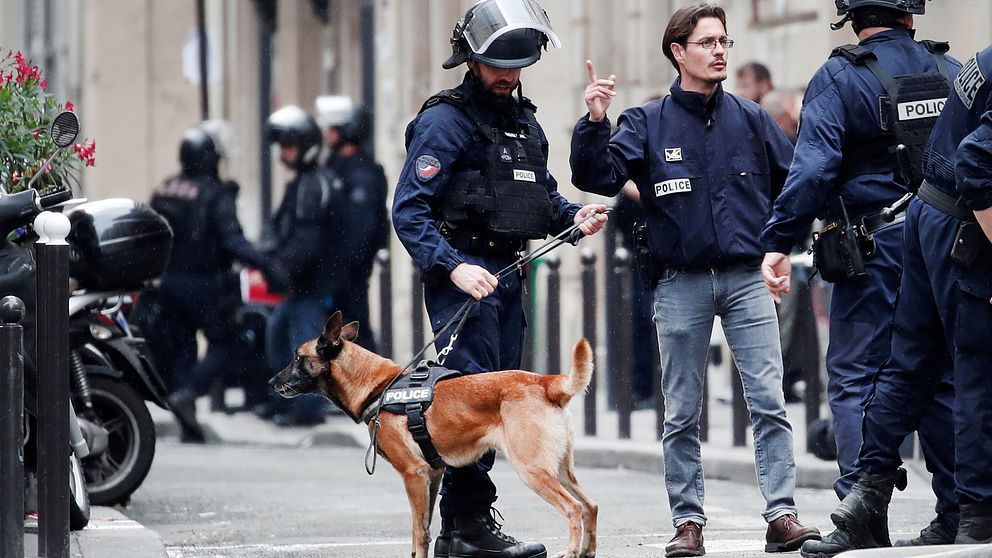 Stort polispådrag i centrala Paris i samband med gisslandramat