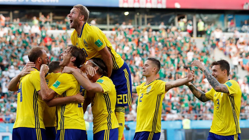 Sverige jublar under matchen mot Mexiko
