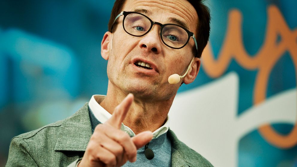 Moderaternas partiledare är först ut att hålla tal i Almedalen.