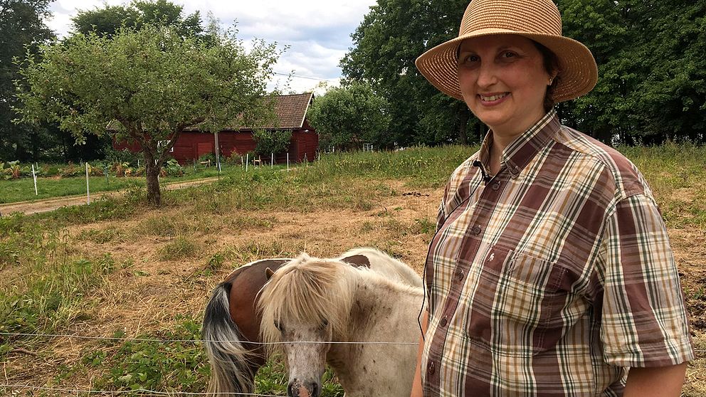 – Man kan använda 25-35 procent av löv tillsammans med hö, säger Elisabeth Berglund.