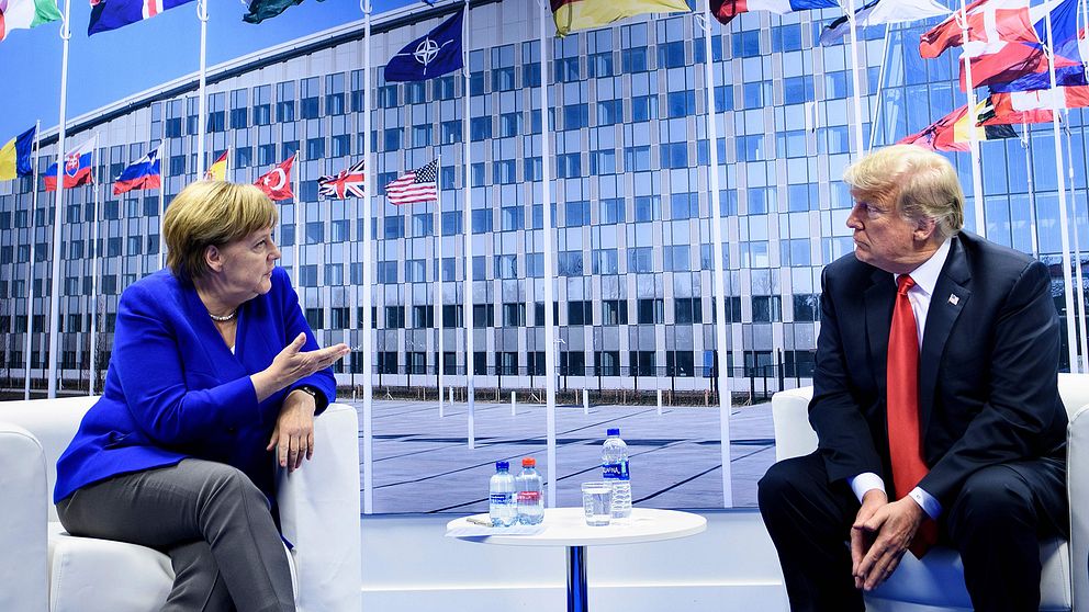 Angela Merkel och Donald Trump träffades redan på onsdagen. I dag håller Nato-länderna ett extrainsatt möte.