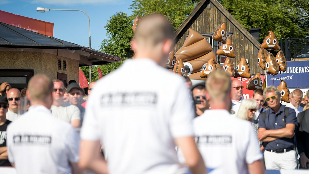 Så här såg det ut när NMR mötte protester  under politikerveckan i Almedalen.