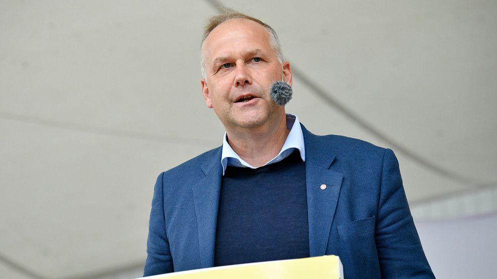 Jonas Sjöstedt (V) håller tal under Vänsterns dag i Almedalen