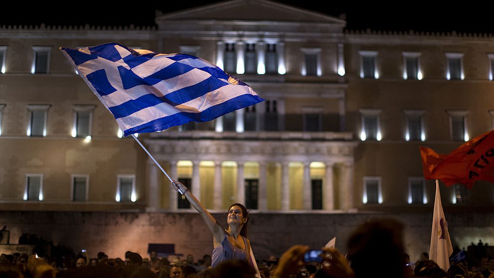 Protester på Syntagmatorget när Grekland tvingades till tuffa sparprogram för att få låna pengar. Arkivbild från 2015.