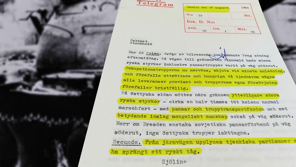 Den svenske generalkonsuln i Berlin rapporterar till UD att tjeckiska partisaner sprängt ett ryskt tåg.