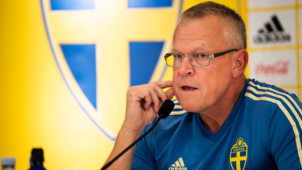 Sveriges förbundskapten Janne Andersson under en presskonferens.