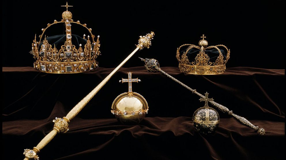 Kungliga regalier stals från en monter i Domkyrkan i Strängnäs. Nu har en person anhållits.