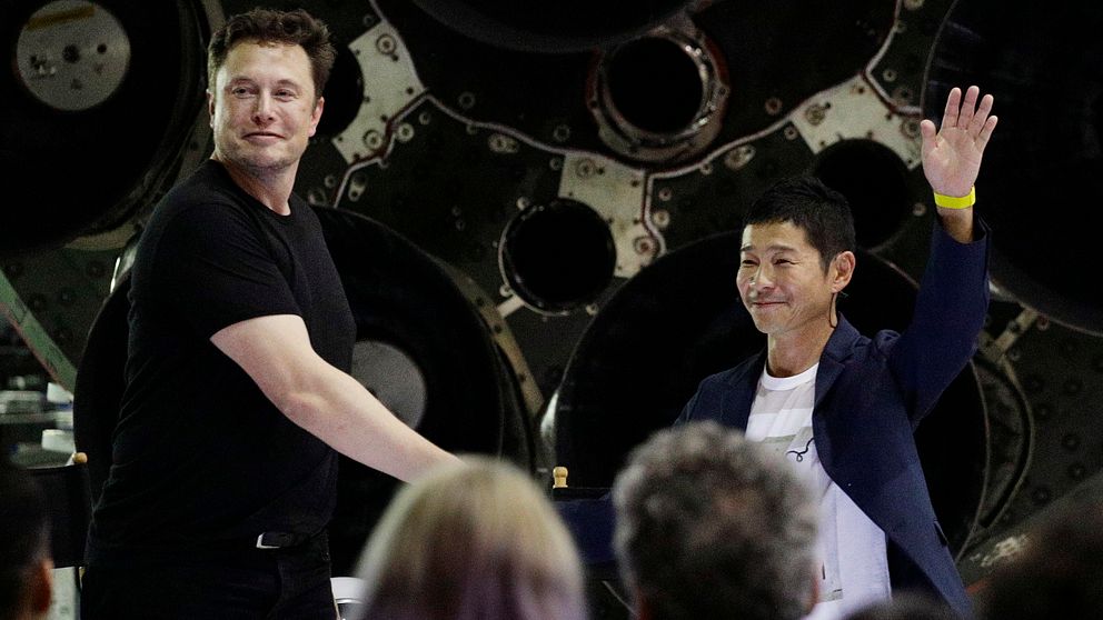 SpaceX:s grundare Elon Musk och Yusaku Maezawa