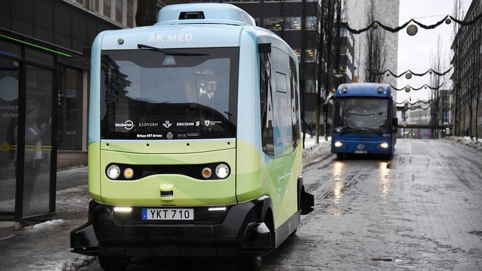 Självkörande bussar testas i Sverige